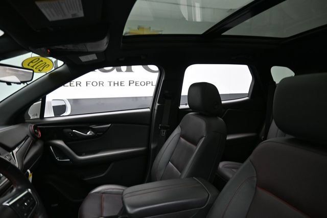 Used 2019 Chevrolet Blazer RS FWD image 18