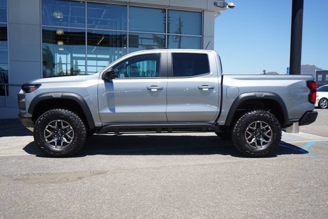 New 2026 Chevrolet Colorado ZR2 w/ Technology Package AWD/4WD image 5