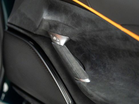 Certified 2022 Ferrari Roma image 55