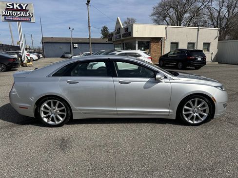 Used 2016 Lincoln MKZ w/ Equipment Group 200A Select FWD image 8