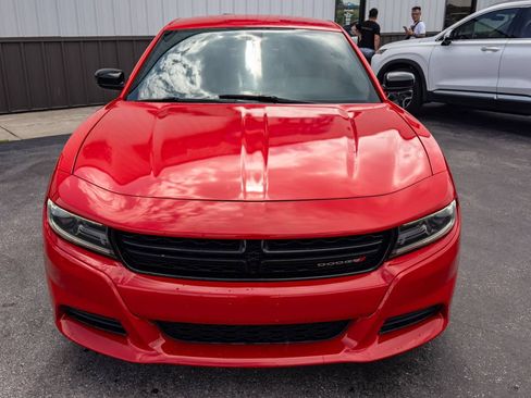 Used 2019 Dodge Charger SXT w/ Leather Interior Group RWD image 5