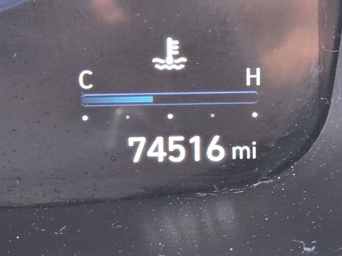 Used 2021 Hyundai Santa Fe Limited image 28