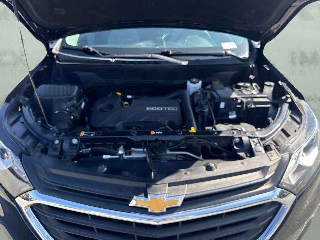 Used 2021 Chevrolet Equinox LS w/ LS Convenience Package FWD image 23