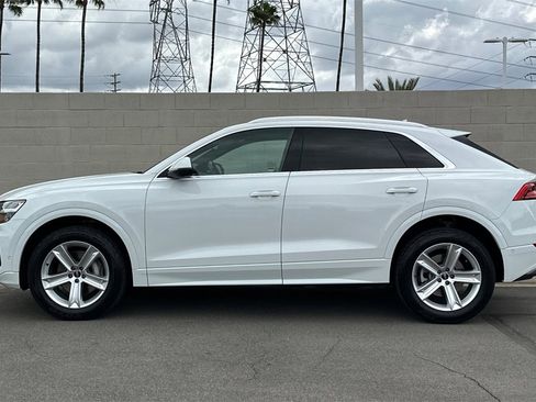Used 2021 Audi Q8 Premium image 9