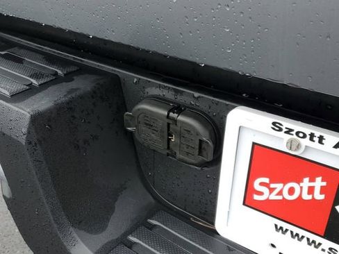 New 2026 Toyota Tacoma TRD Off-Road image 7