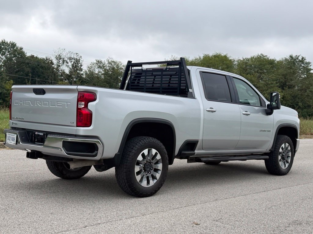 Used 2022 Chevrolet Silverado 2500 LT w/ Convenience Package AWD/4WD image 7