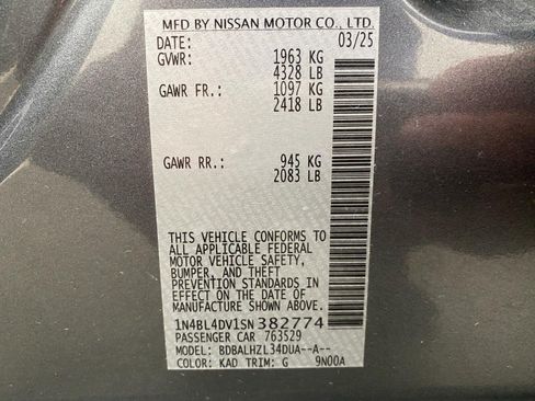 Used 2025 Nissan Altima 2.5 SV FWD image 28