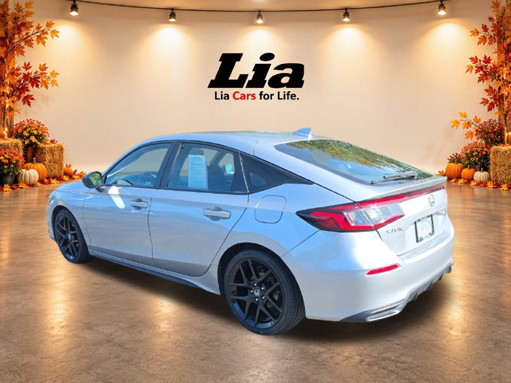 Used 2023 Honda Civic Sport image 5