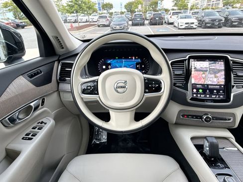 Used 2023 Volvo XC90 B5 Plus w/ Protection Package Premier AWD/4WD image 16