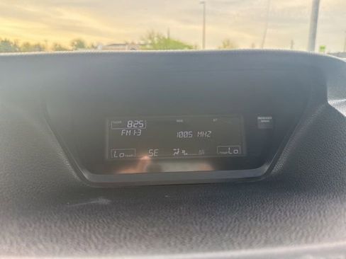 Used 2011 Acura TSX Sedan image 16