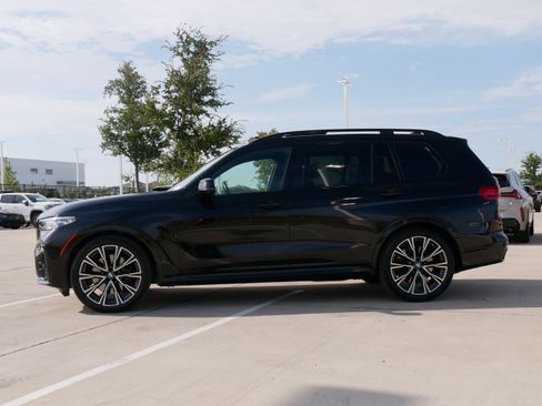 Used 2022 BMW X7 M50i AWD/4WD image 6