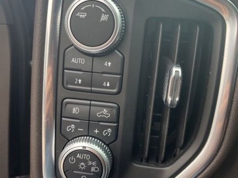 Used 2019 GMC Sierra 1500 SLT image 15