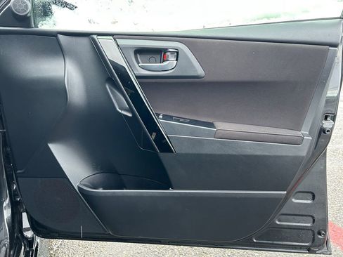 Used 2016 Scion iM image 25