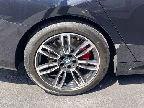 Used 2027 BMW 530i xDrive AWD/4WD image 6