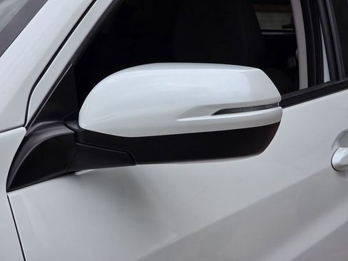Used 2022 Honda HR-V EX image 8