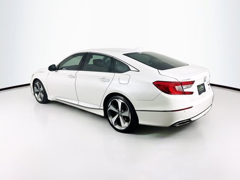 Used 2020 Honda Accord Touring image 5