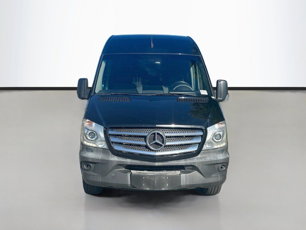 Used 2017 Mercedes-Benz Sprinter 3500 image 2