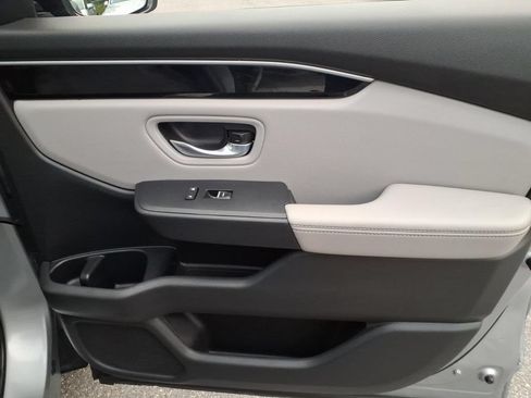Used 2024 Honda Pilot Touring image 24