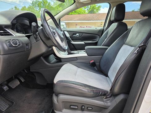 Used 2013 Ford Edge SEL image 9