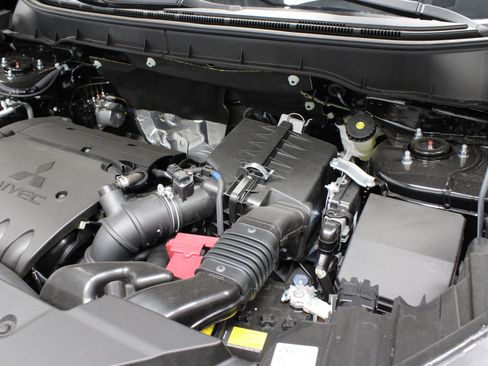 New 2025 Mitsubishi Outlander Sport LE image 29