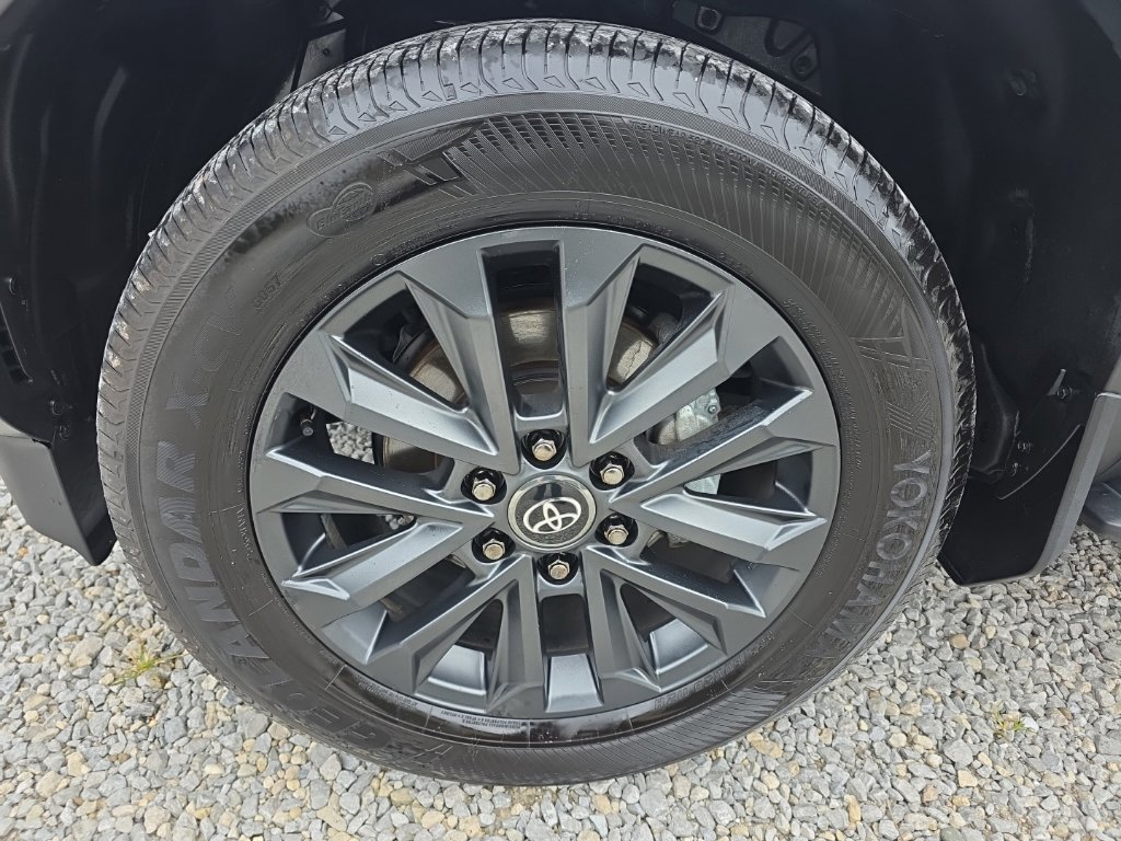 Certified 2025 Toyota Land Cruiser w/ Premium Package AWD/4WD image 11