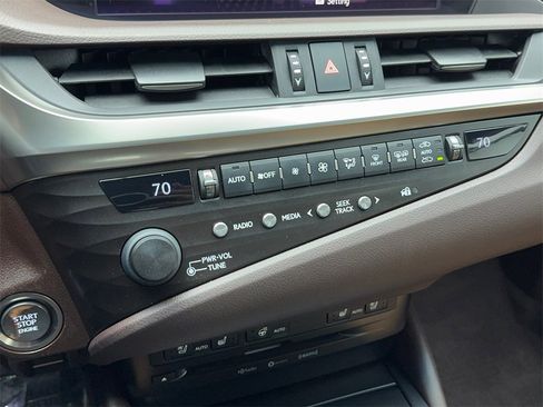 Used 2020 Lexus ES 350 w/ Premium Package image 27