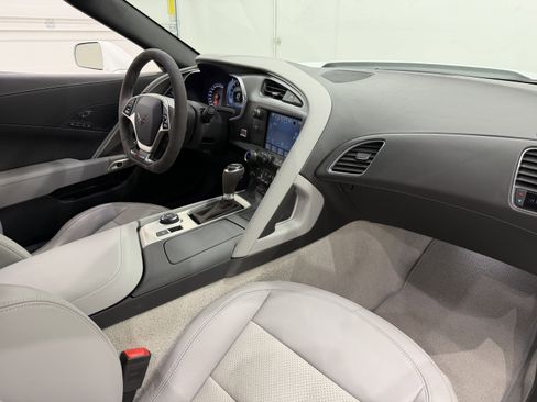 Used 2019 Chevrolet Corvette Z06 image 22