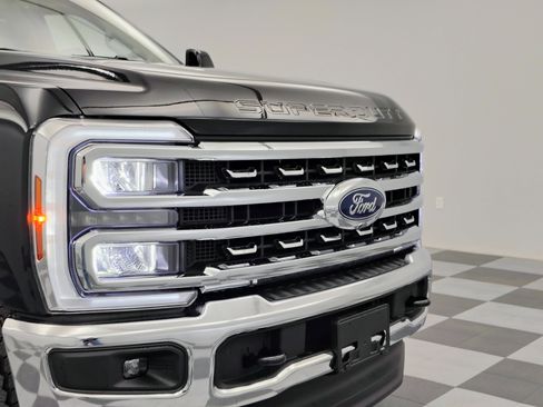 New 2026 Ford F350 Lariat AWD/4WD image 17