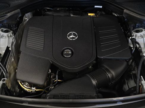 New 2026 Mercedes-Benz GLC 300 GLC 300 image 32