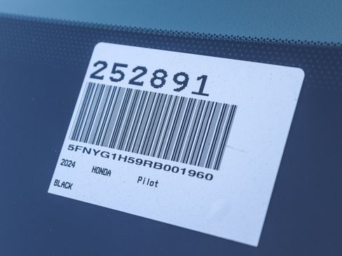 Certified 2024 Honda Pilot EX-L image 33