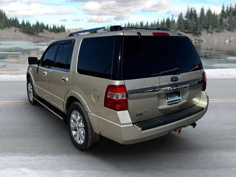 Used 2017 Ford Expedition Limited AWD/4WD image 5
