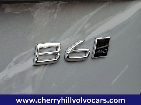 New 2026 Volvo XC90 B6 Plus w/ Protection Package Premier image 17