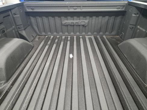 Used 2022 GMC Sierra 1500 AT4 w/ AT4 Premium Package image 8