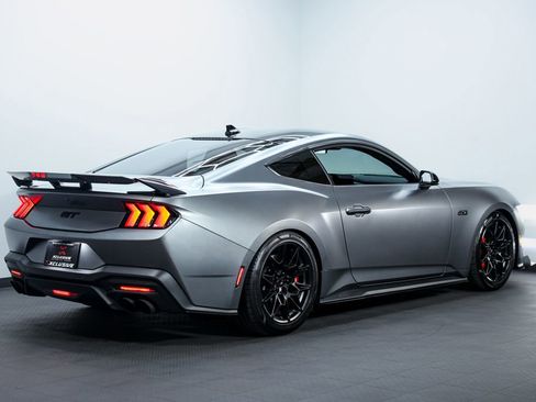 Used 2025 Ford Mustang GT Premium w/ GT Performance Package image 9