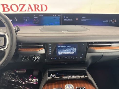 New 2025 Lincoln Navigator Black Label image 11