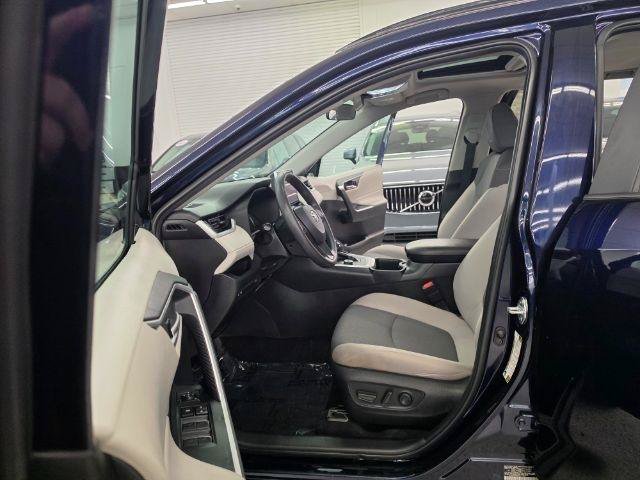 Used 2024 Toyota RAV4 XLE w/ Convenience Package AWD/4WD image 36