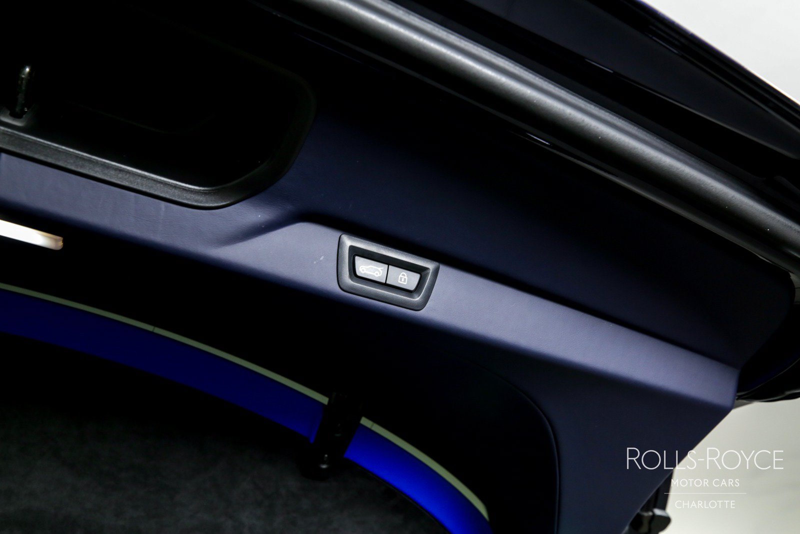 Certified 2024 Rolls-Royce Cullinan AWD/4WD image 27