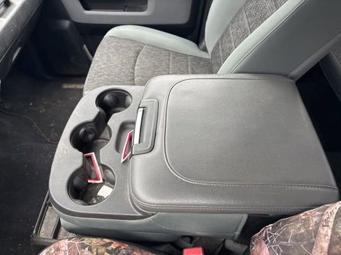 Used 2019 RAM 1500 Big Horn AWD/4WD image 23