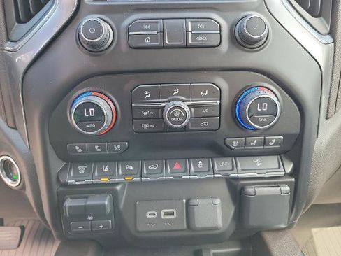 Used 2023 Chevrolet Silverado 2500 LTZ w/ LTZ Premium Package AWD/4WD image 21