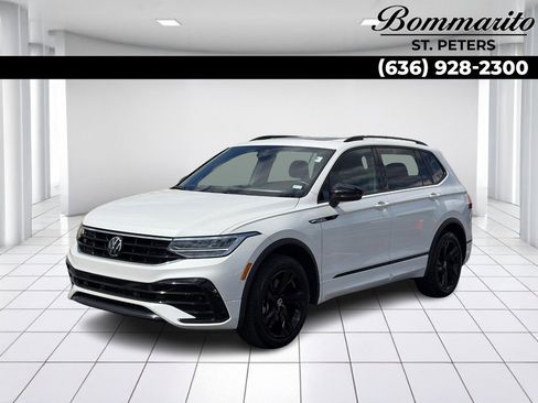 Used 2023 Volkswagen Tiguan SE R-Line FWD image 1