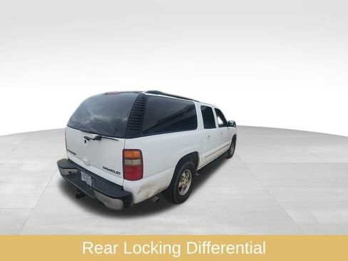 Used 2002 Chevrolet Suburban LT image 7