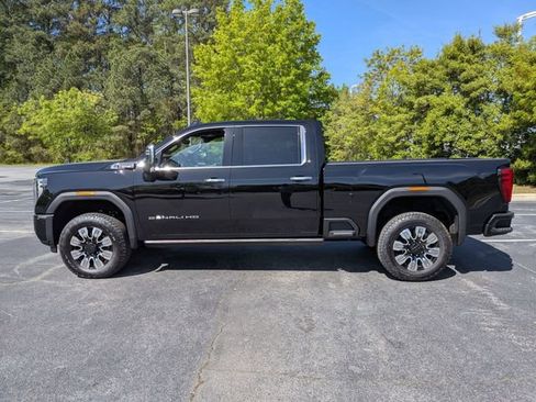 New 2026 GMC Sierra 2500 Denali w/ Denali Reserve Package AWD/4WD image 6