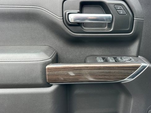 Used 2020 Chevrolet Silverado 1500 RST AWD/4WD image 11