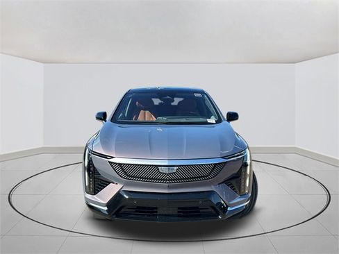 New 2026 Cadillac Optiq Luxury 2 image 2