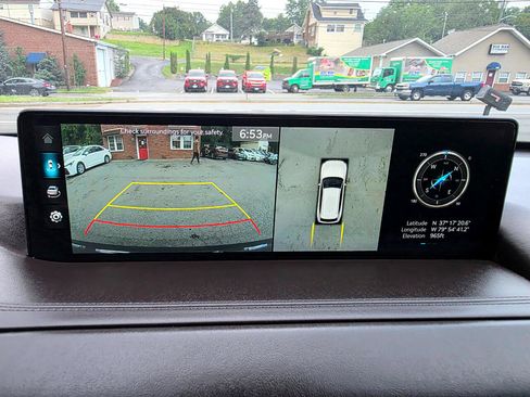 Used 2022 Genesis GV80 3.5T w/ Prestige Matte Package 08 image 21