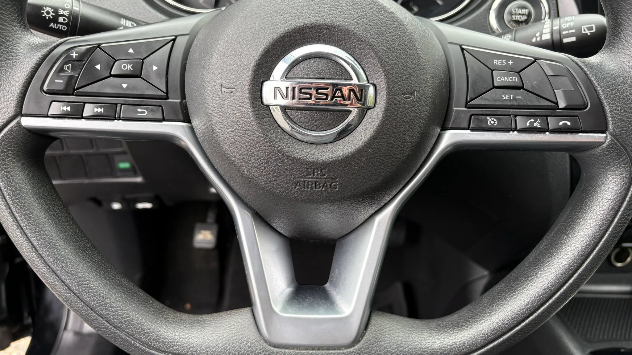 Used 2017 Nissan Rogue Sport SV FWD image 18