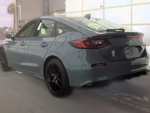 Used 2022 Honda Civic Sport image 4