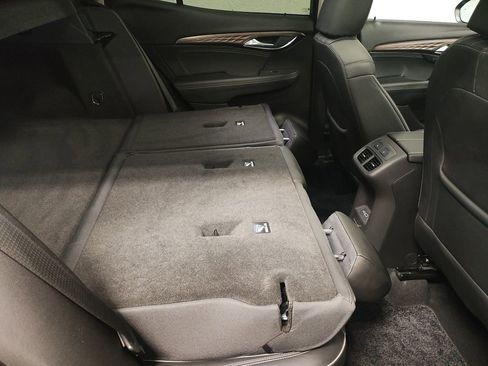 Used 2021 Buick Envision Avenir image 12