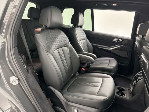 Certified 2024 BMW X7 M60i w/ Executive Package AWD/4WD image 34