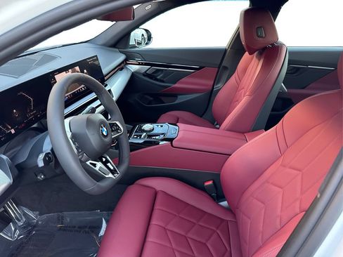 New 2026 BMW 530i w/ M Sport Package image 9